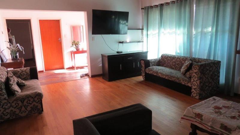 4 Bedroom Property for Sale in Oostersee Western Cape